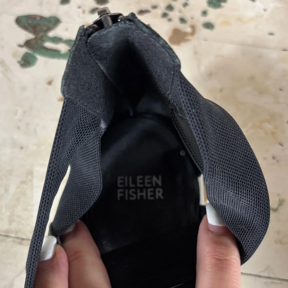 Eileen Fisher > Black and White Women's Sandals 9